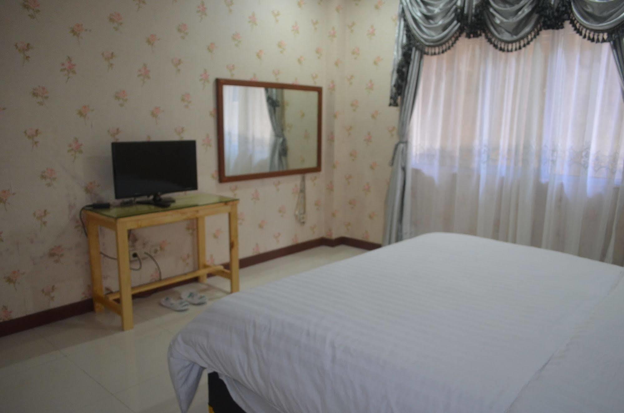 Sadinah Sahid Josodipuro Hotel Colomadu Exteriör bild